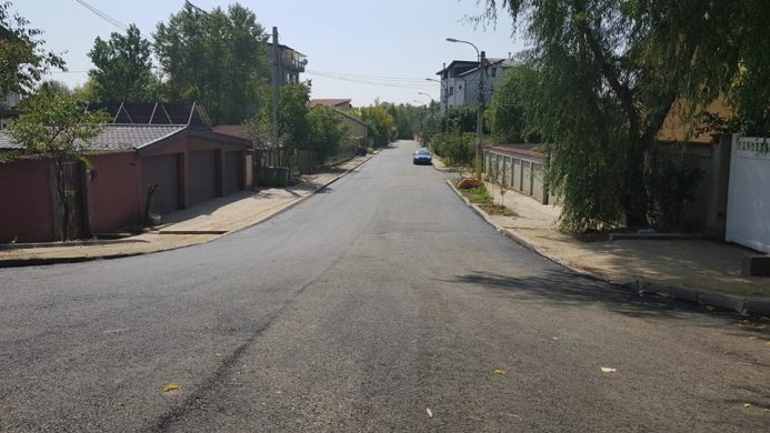 Asfaltare Strada in Damaroaia3