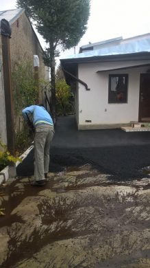 Asfaltare Curte Casa2