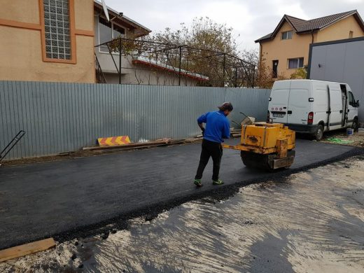 Asfaltare Curte Parcare si Cai de Acces in Afumati