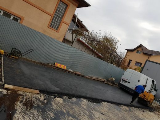 Asfaltare Curte Parcare si Cai de Acces in Afumati3