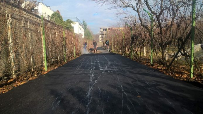 Asfaltare Curte si Asfaltare Drum de Acces str. Iancu Nicolae 2
